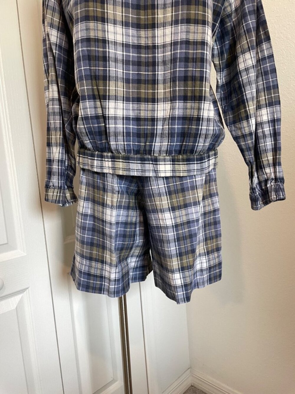 Vintage 90s Bugle Boy Blue Plaid Woman’s Jacket + Shorts 2-Piece Set Size S/6 - Picture 10 of 16